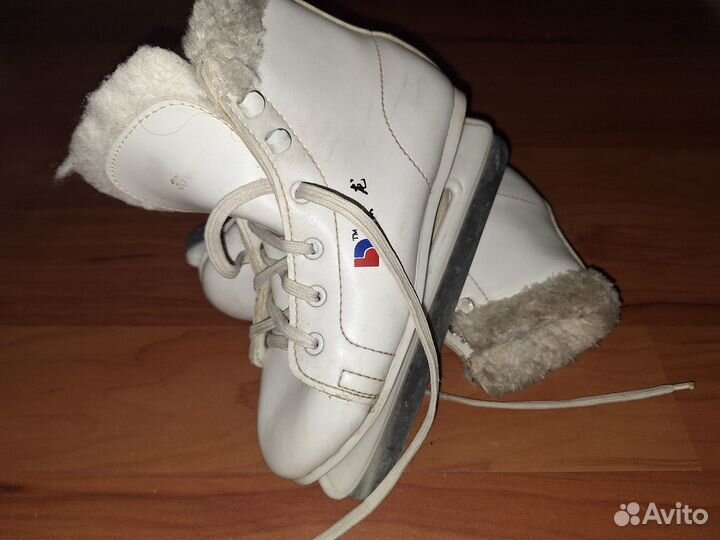 Коньки детские 35 размер