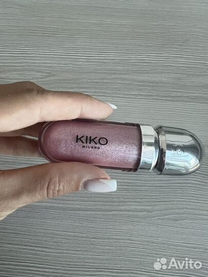 Блеск для губ Kiko milano