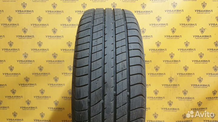 Dunlop SP Sport 2000E 205/55 R16