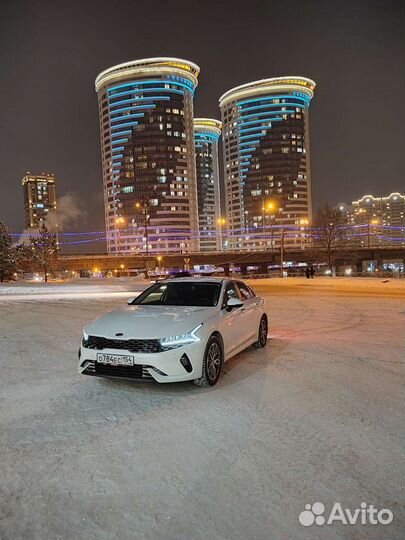 Аренда автомобиля с водителем