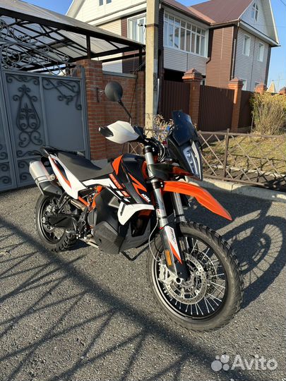 Мотоцикл KTM 890 Adventure R
