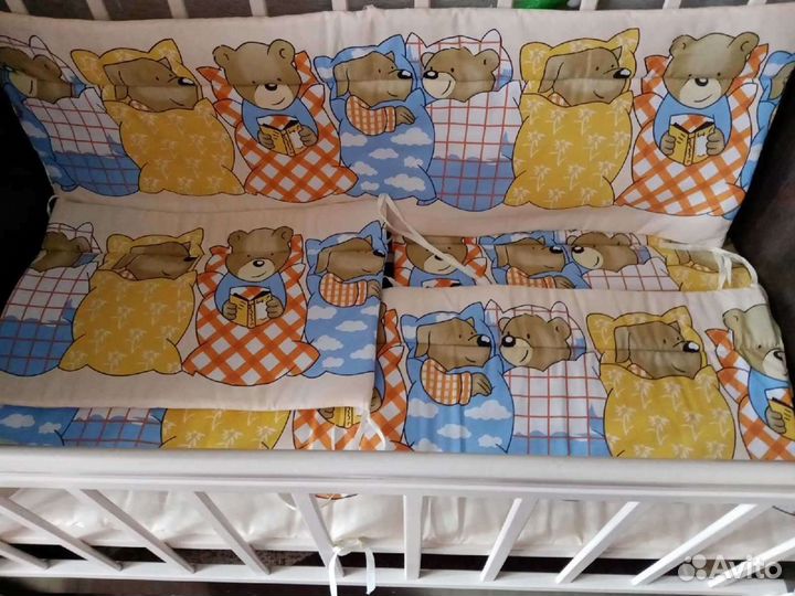 Бортики в кроватку