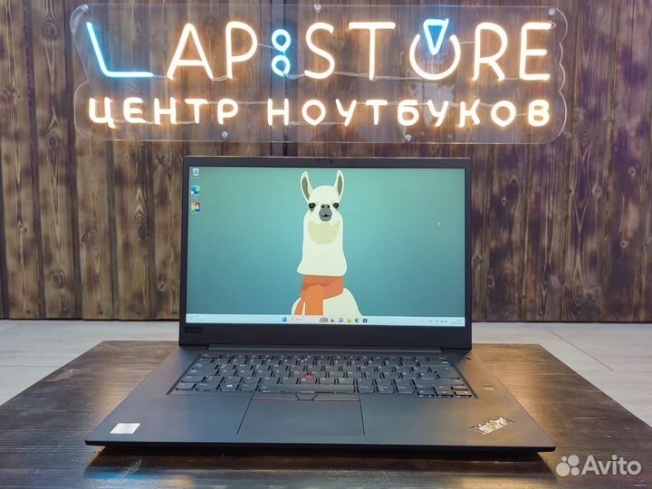 Эксклюзивный ноутбук Intel Xeon и Quadro P2000