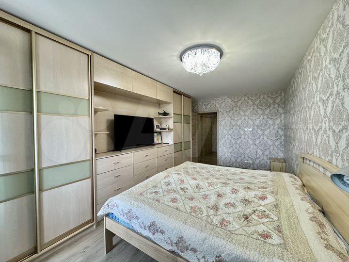 3-к. квартира, 67 м², 10/10 эт.