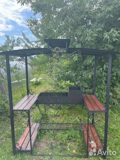 Кованые мангалы с крышей