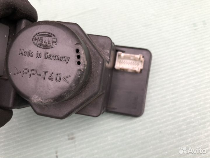 Компрессор центрального замка на Mercedes W 210