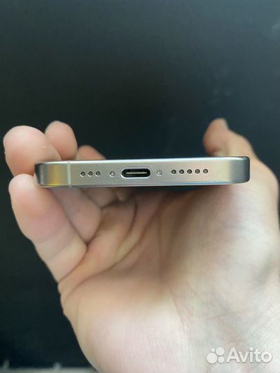 iPhone 15 Pro, 128 ГБ