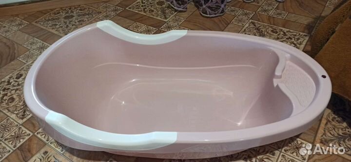 Ванночка для купания с горкой и кругом