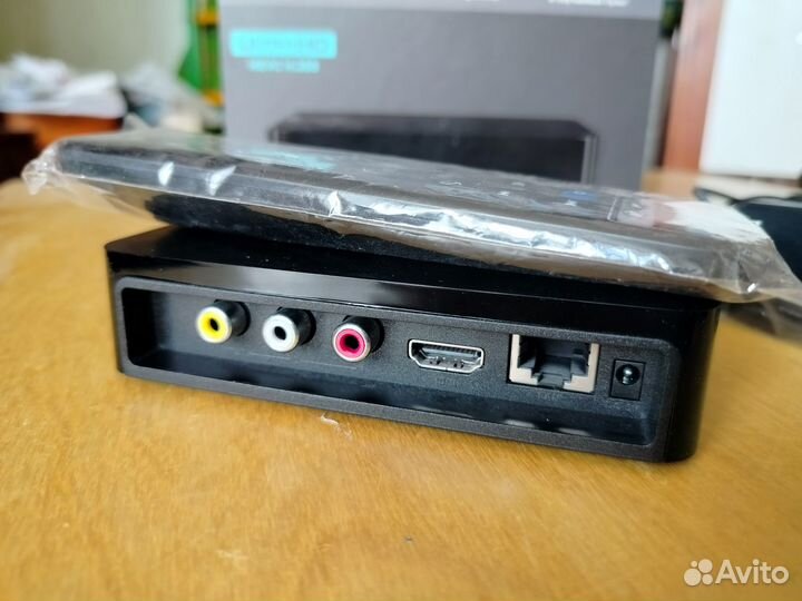 Smart Box 4K, тв приставка Rombica