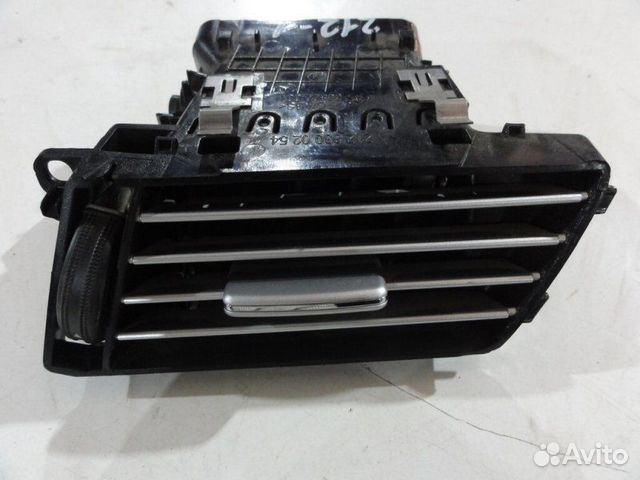 Дефлектор воздушный в торпедо правый Mercedes-Benz