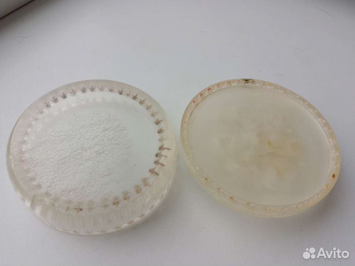 Шкатулка-пудренница