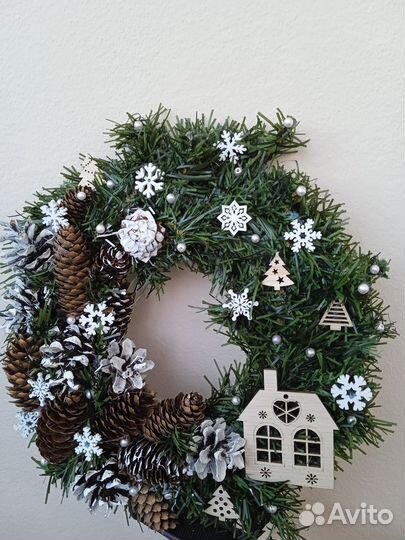Новогодний венок на дверь