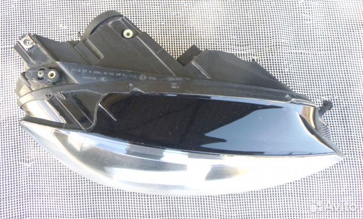 Фольксваген Гольф 7 фара передняя