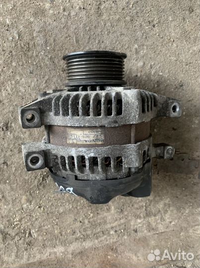 Генератор Honda CRV 3 CR-V III 2007-2012 Civic