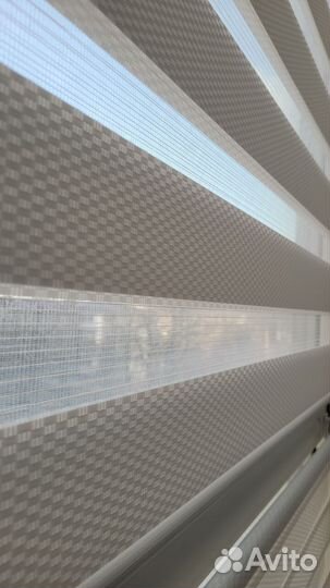 Рулонные шторы день и ночь на заказ