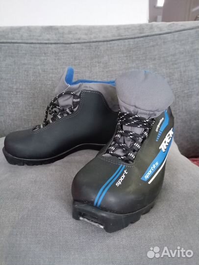 Лыжные ботинки
