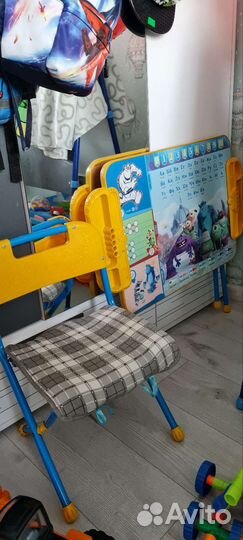 Детский стол и стульчик