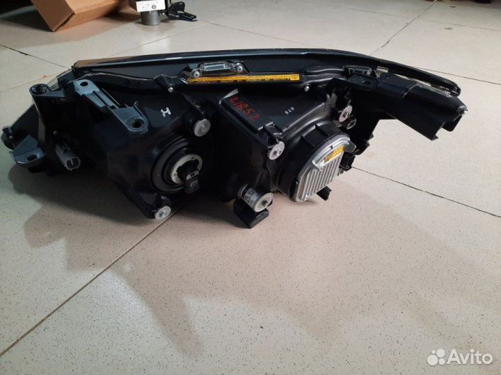 Фара передняя Toyota Camry V55 2015