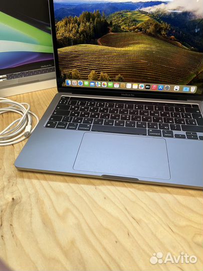 MacBook Pro 13 2020 M1 Гарантия 90 дней