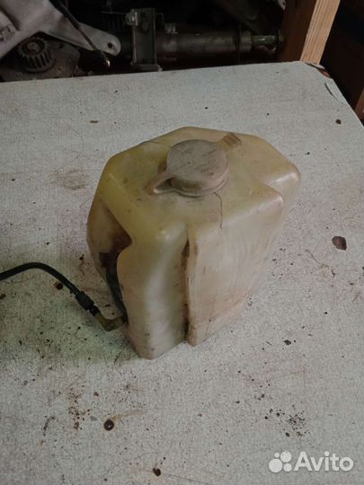 Бачок омывателя audi 80 b3 ауди 80 б3