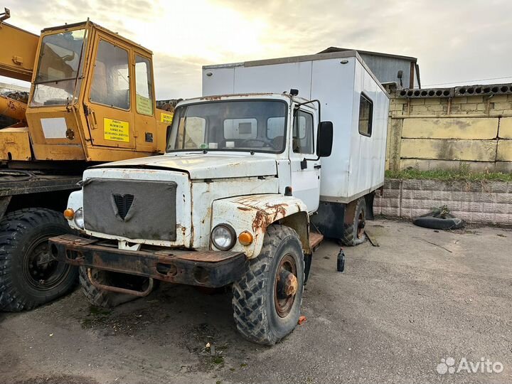 Промтоварный фургон ГАЗ 33081, 2013