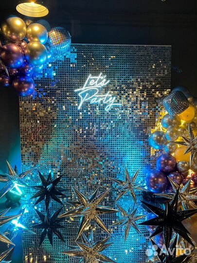 Неоновая вывеска lets party