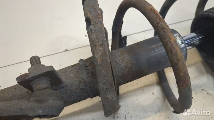 Амортизатор подвески Nissan Note E11, 2008