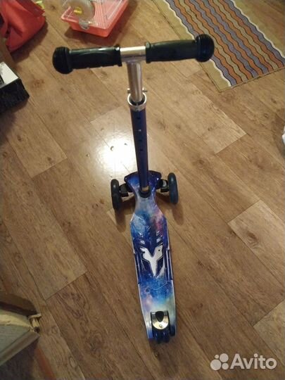 Самокат детский трехколесный