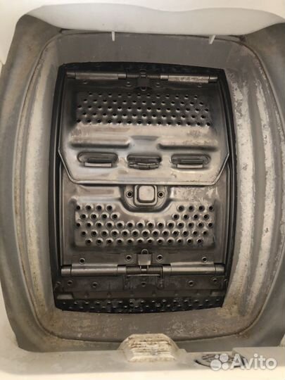 Стиральная машина с вертикальной загрузкой