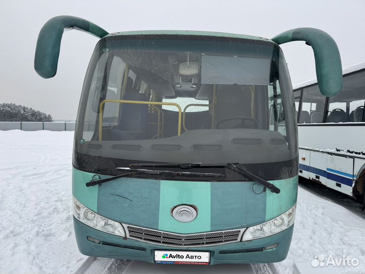 Туристический автобус Yutong ZK6737D, 2007