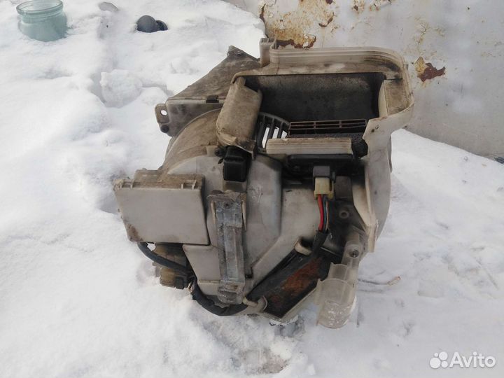 Печка салона Toyota Crown GS131