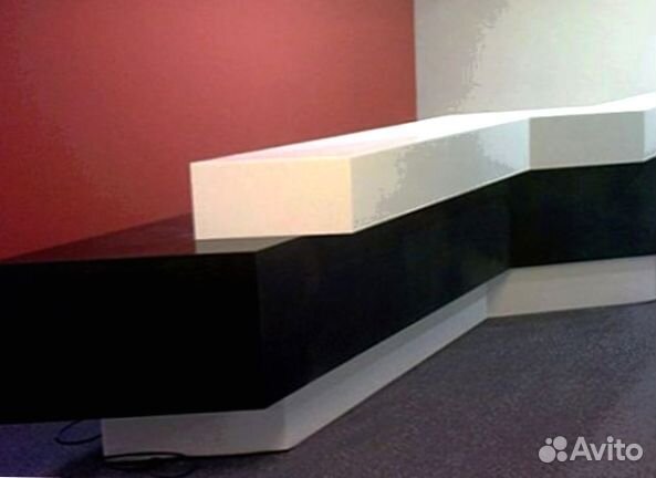 Барная стойка для приемной из искусственного камня