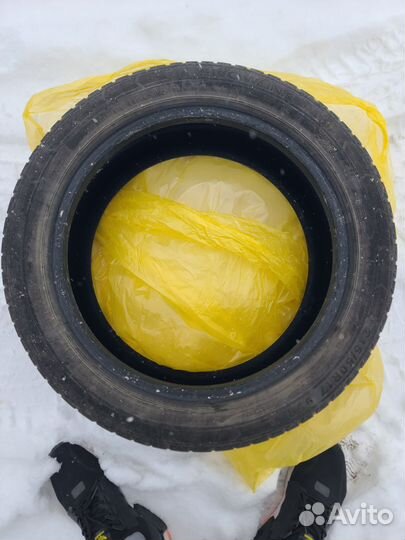 Triangle Snowlink TWT02 215/50 R17