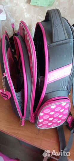 Рюкзак школьный для девочки бу в хорошем состоянии