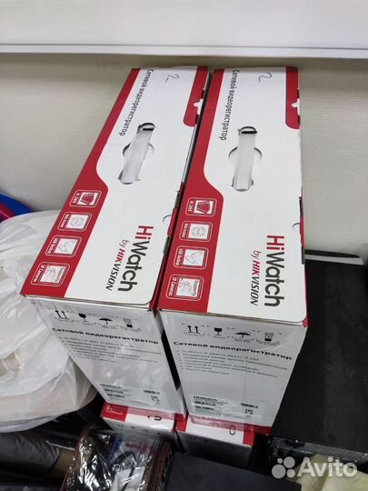 Видеорегистратор NVR сетевой hiwatch DS-N308/2P(C)