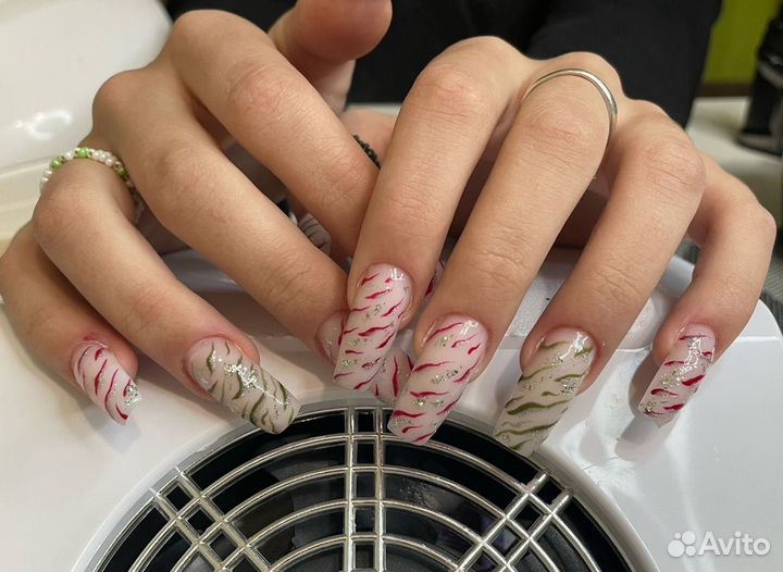 Маникюр на дому