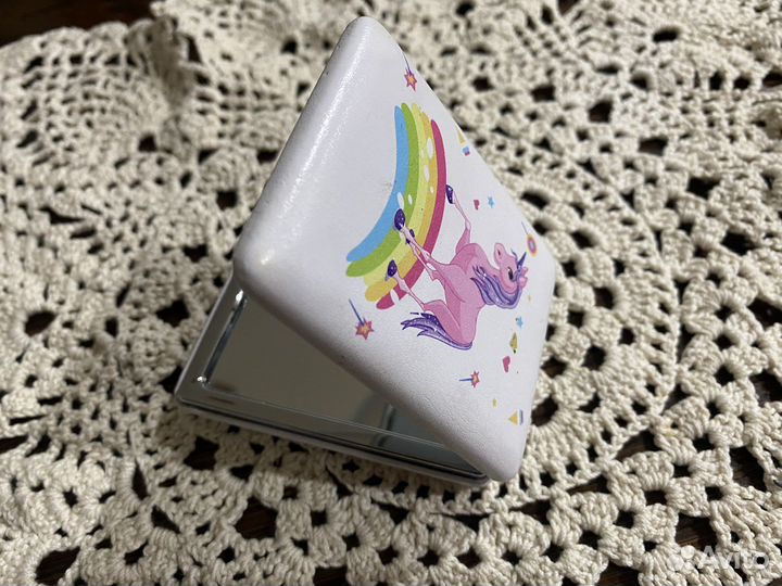 Зеркало карманное для девочки