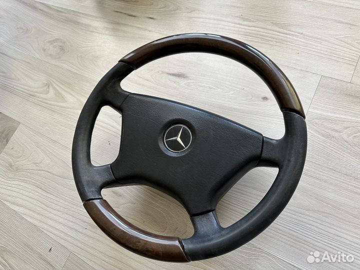 Руль с деревянными вставками mercedes дорест
