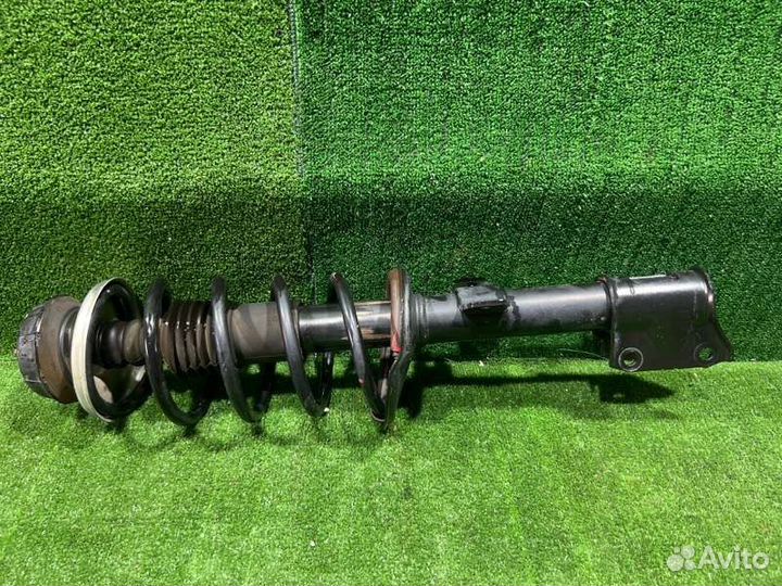 Амортизатор подвески передний правый Renault