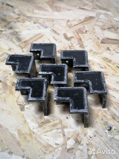 Уголок для колонок