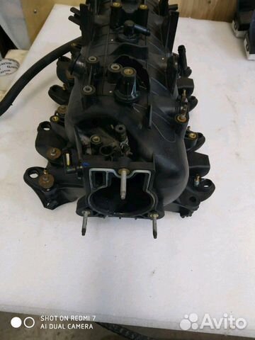 Впускной коллектор Cadillac Escalade Tahoe