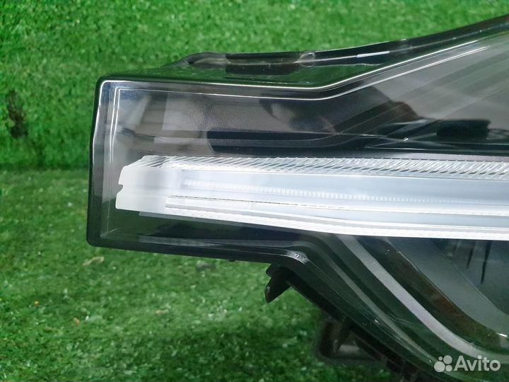 Фара левая Volvo XC60