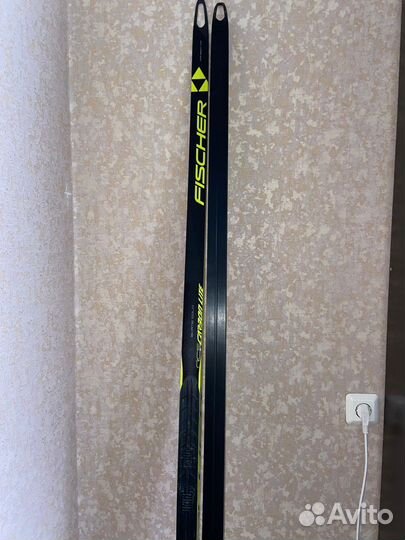 Беговые лыжи