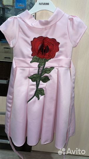 Продам платье для девочки рост 110