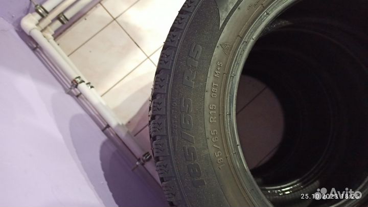 Pirelli Formula Ice 185/65 R15 88T