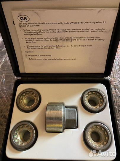 Секретки колес Кадиллак Эскалейд