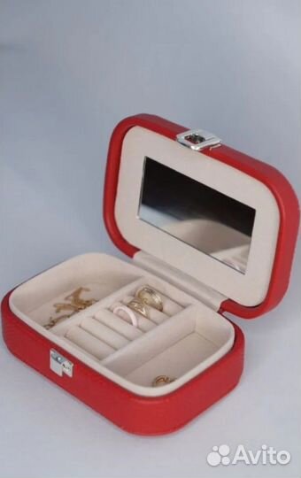 Шкатулка под кожу змеи