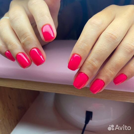 Маникюр/педикюр в студии