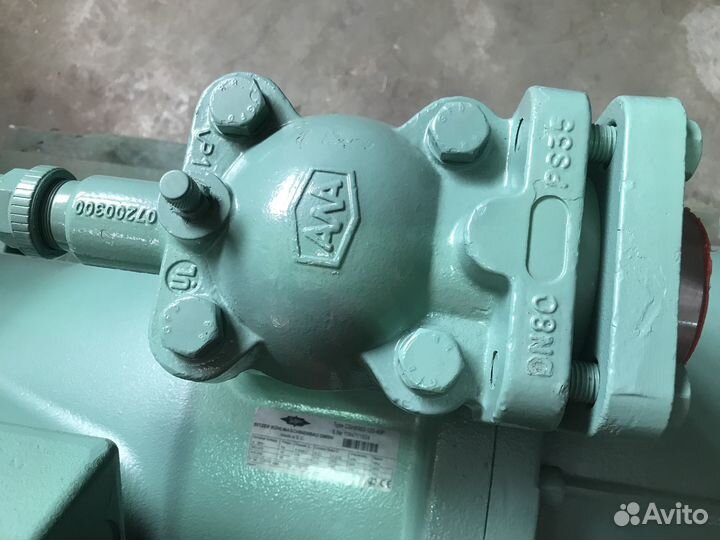 Компрессор винтовой Bitzer CSH8563-125Y-40P