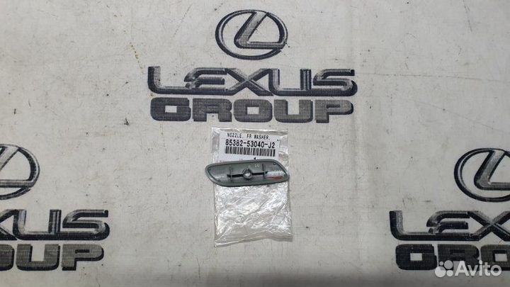 Крышка омывателя фары лев. перед. Lexus IS250